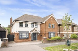 Newberries Avenue, Radlett