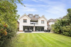 Newberries Avenue, Radlett