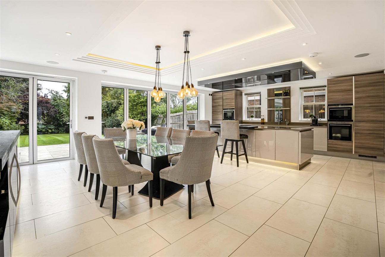 Newberries Avenue, Radlett