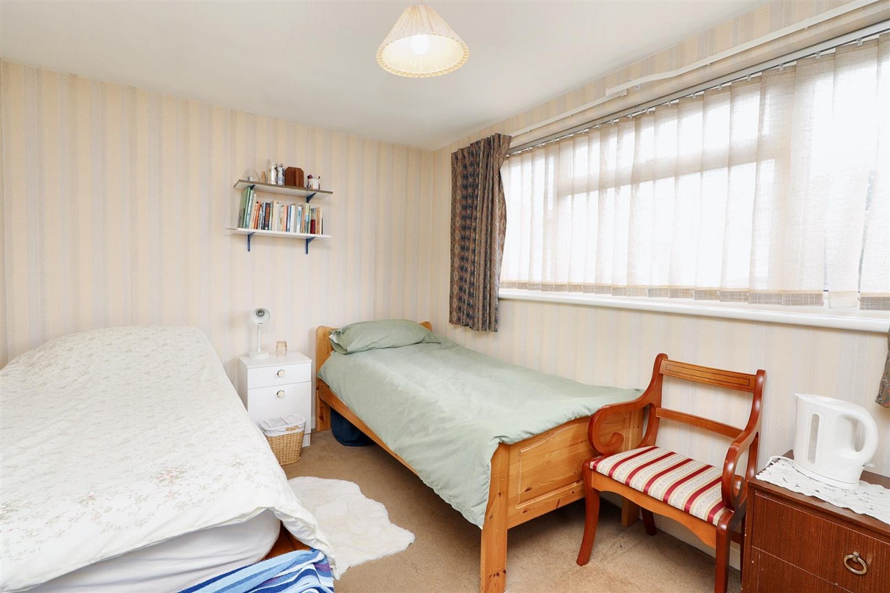 West View Gardens, Elstree