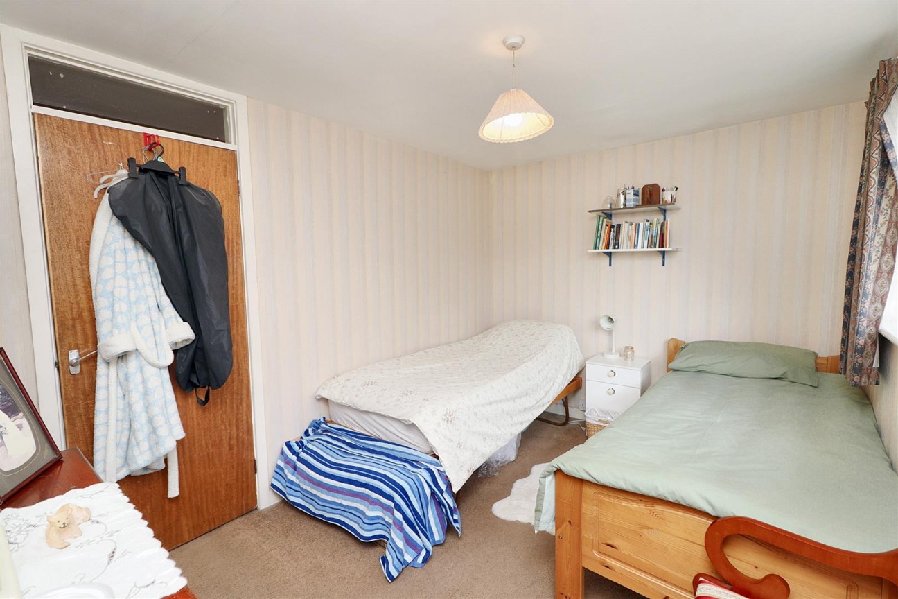 West View Gardens, Elstree