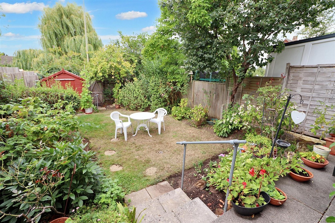 West View Gardens, Elstree