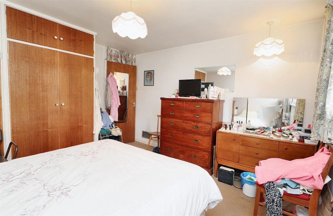 West View Gardens, Elstree