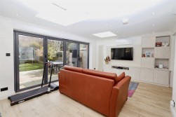 Bullhead Road, Borehamwood