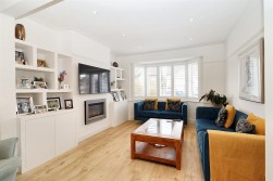 Bullhead Road, Borehamwood