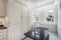 Station Road, Radlett