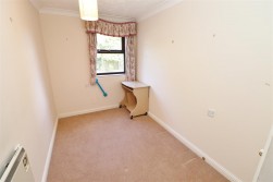 Slade Court, Watling Street, Radlett