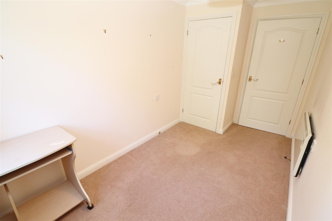 Slade Court, Watling Street, Radlett