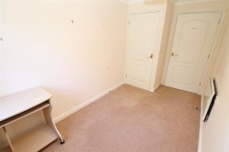 Slade Court, Watling Street, Radlett