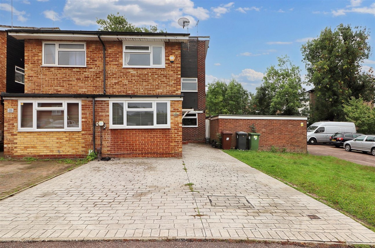 Kingsley Avenue, Borehamwood