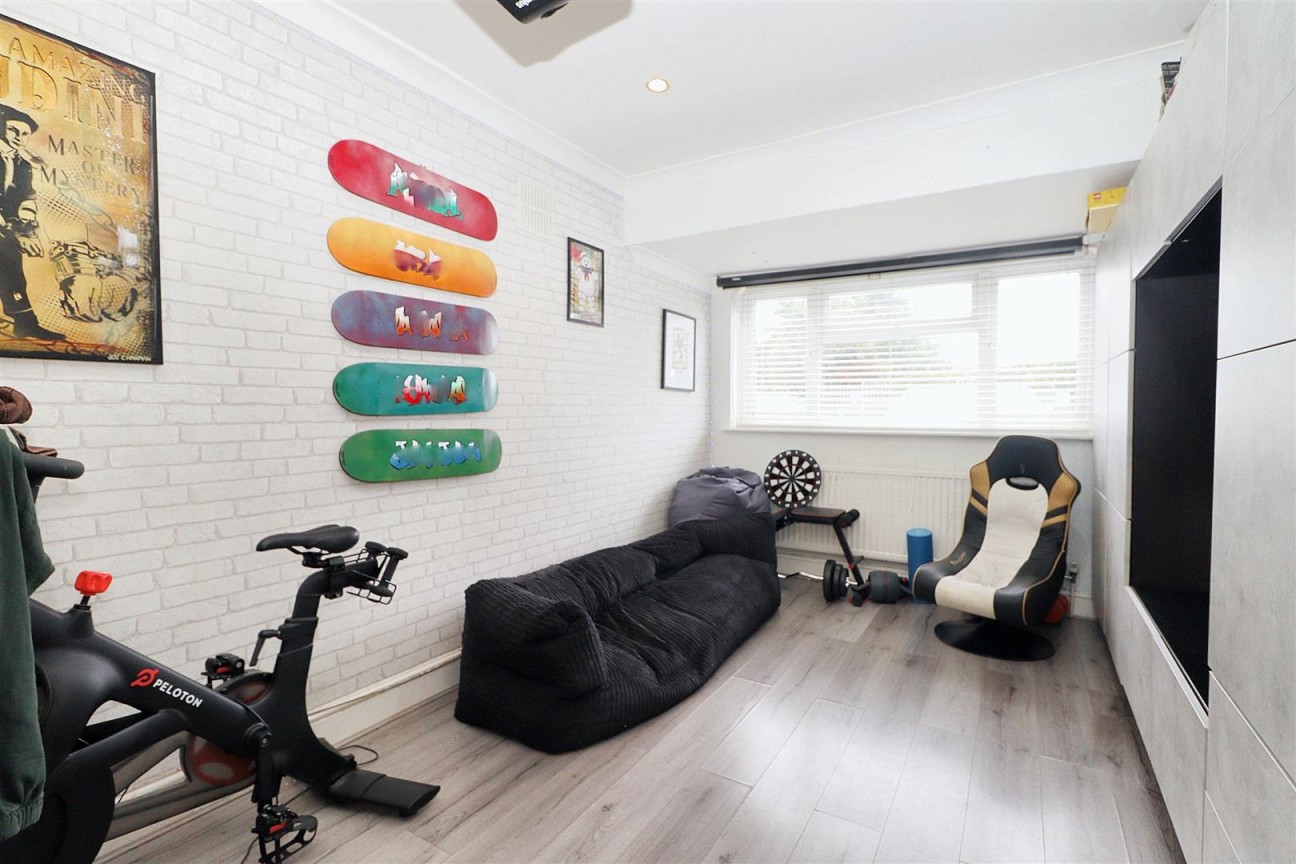 Kingsley Avenue, Borehamwood