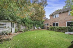 Newberries Avenue, Radlett