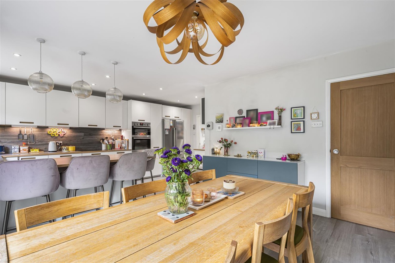 Newberries Avenue, Radlett