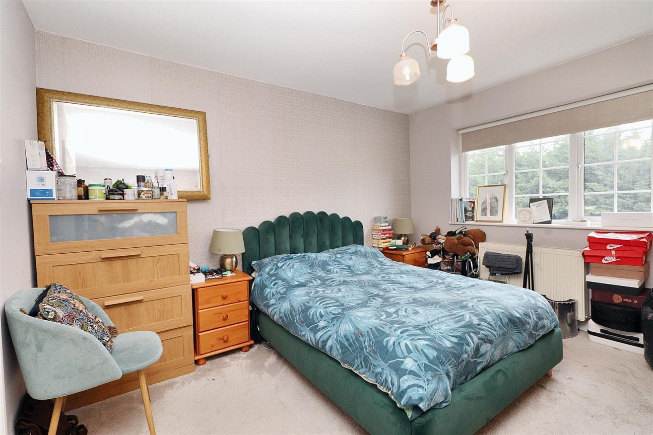 Meryfield Close, Borehamwood