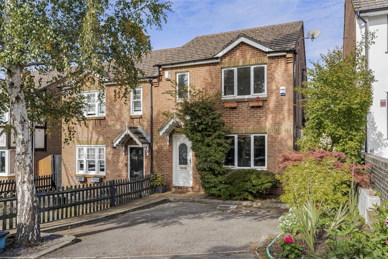 Gills Hill Lane, Radlett