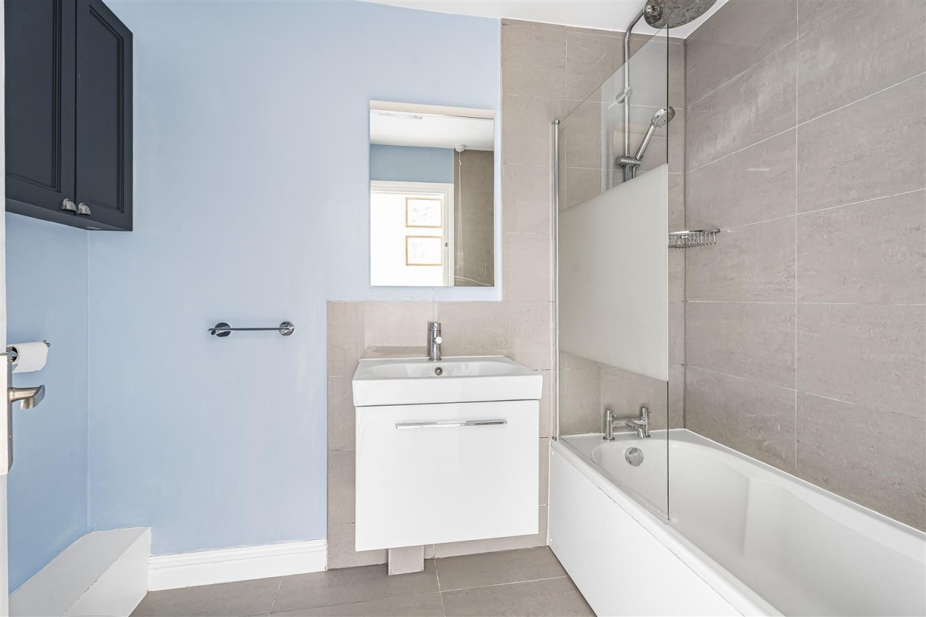 Gills Hill Lane, Radlett