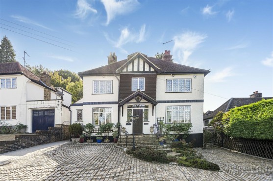 Mornington Road, Radlett