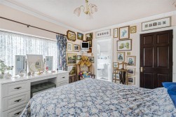 Mornington Road, Radlett