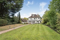 Mornington Road, Radlett