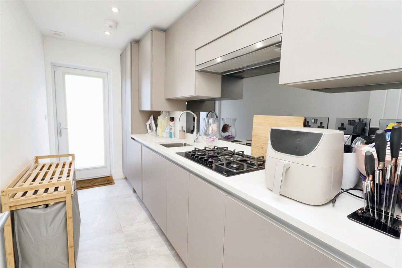 3 Carrington Close, Borehamwood