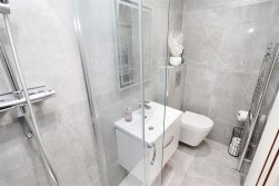 3 Carrington Close, Borehamwood
