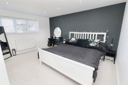 3 Carrington Close, Borehamwood