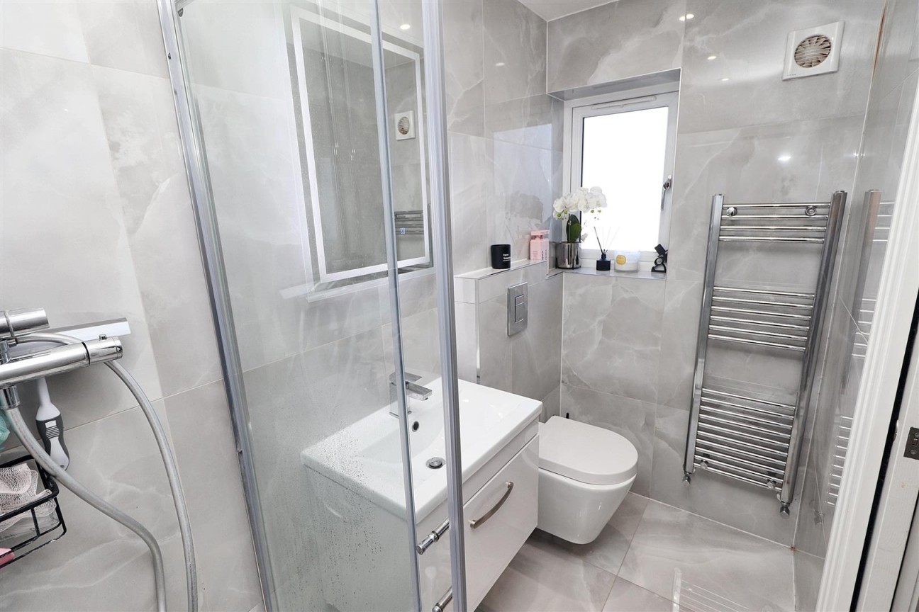 3 Carrington Close, Borehamwood