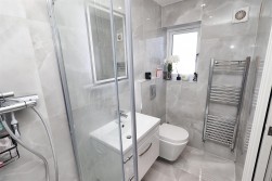3 Carrington Close, Borehamwood