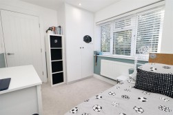 3 Carrington Close, Borehamwood