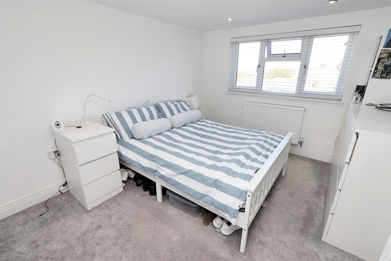 3 Carrington Close, Borehamwood