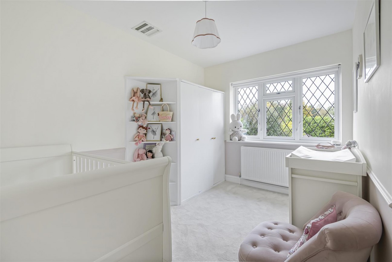 Oakridge Avenue, Radlett
