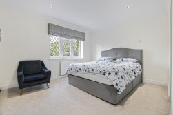 Oakridge Avenue, Radlett