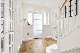 Oakridge Avenue, Radlett