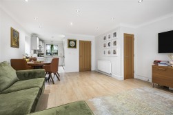 Battlers Mews, Radlett