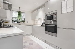 Battlers Mews, Radlett