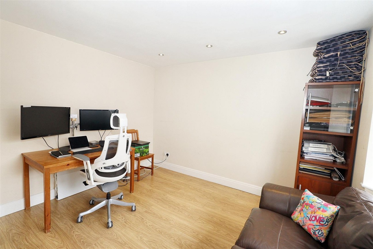 Park Crescent, Elstree, Borehamwood