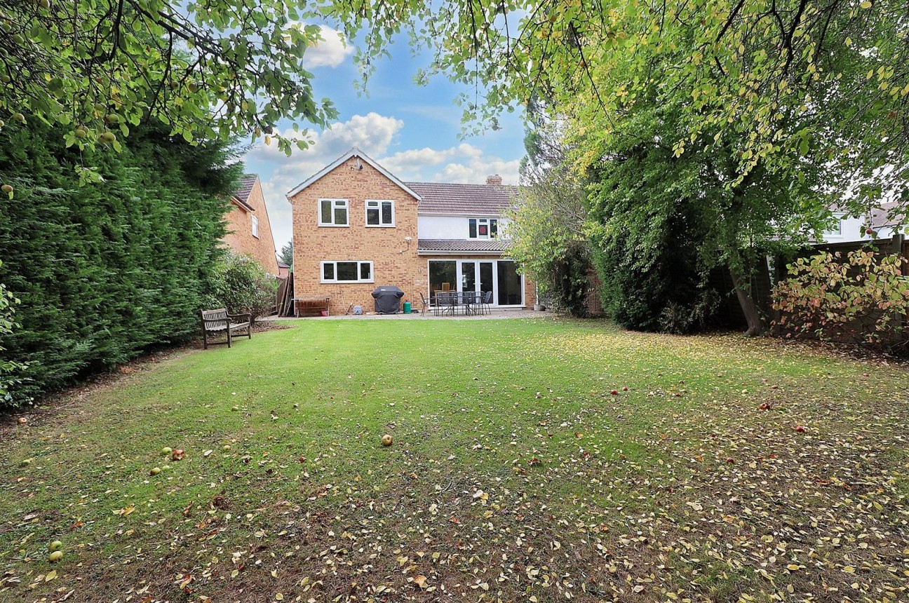 Park Crescent, Elstree, Borehamwood