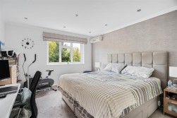 Craigweil Avenue, Radlett