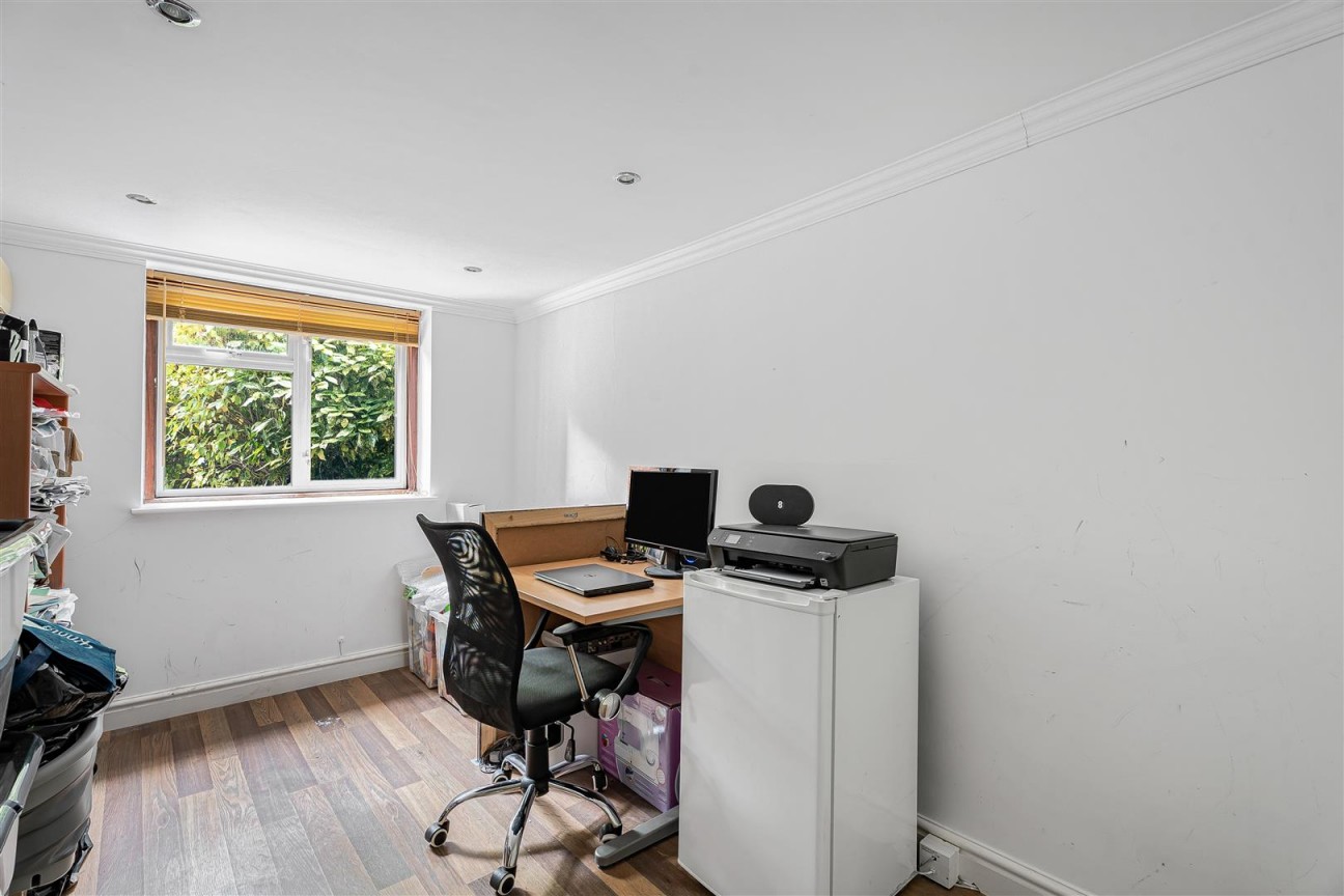 Craigweil Avenue, Radlett