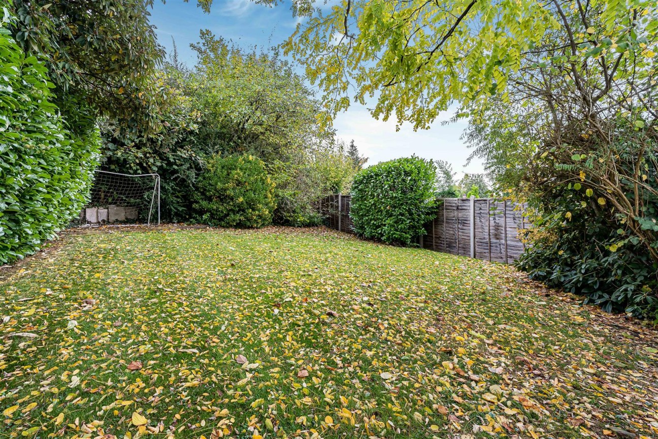 Craigweil Avenue, Radlett