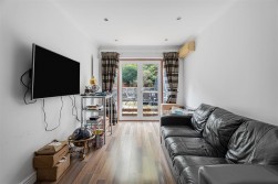 Craigweil Avenue, Radlett