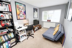 Grange Road, Elstree, Borehamwood