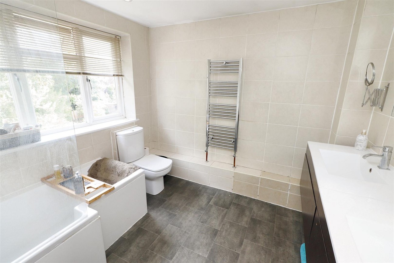 Grange Road, Elstree, Borehamwood