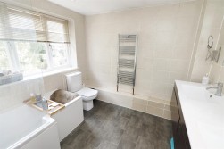 Grange Road, Elstree, Borehamwood