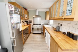 Grange Road, Elstree, Borehamwood