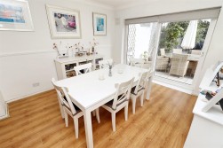 Grange Road, Elstree, Borehamwood