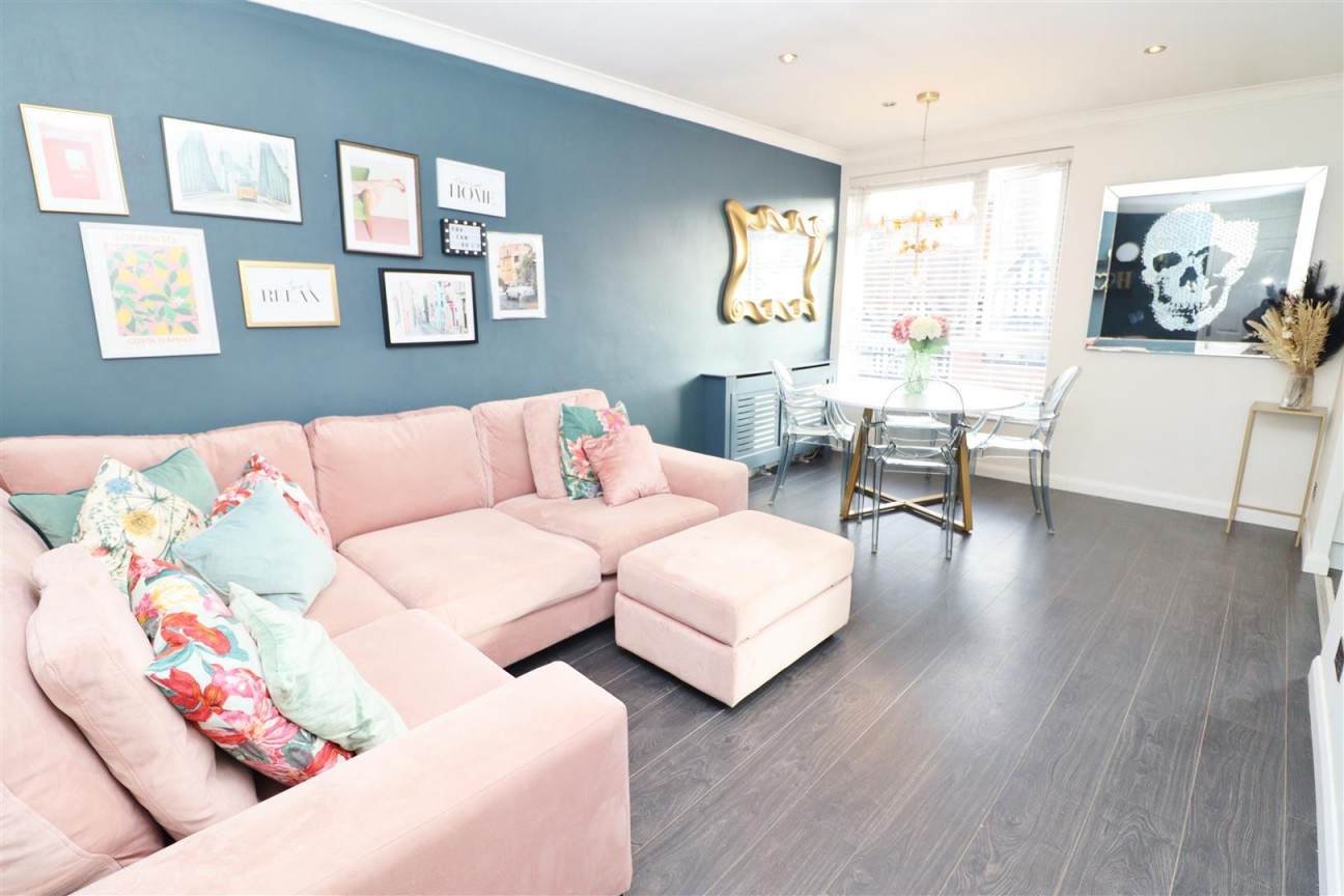 High Street, Elstree