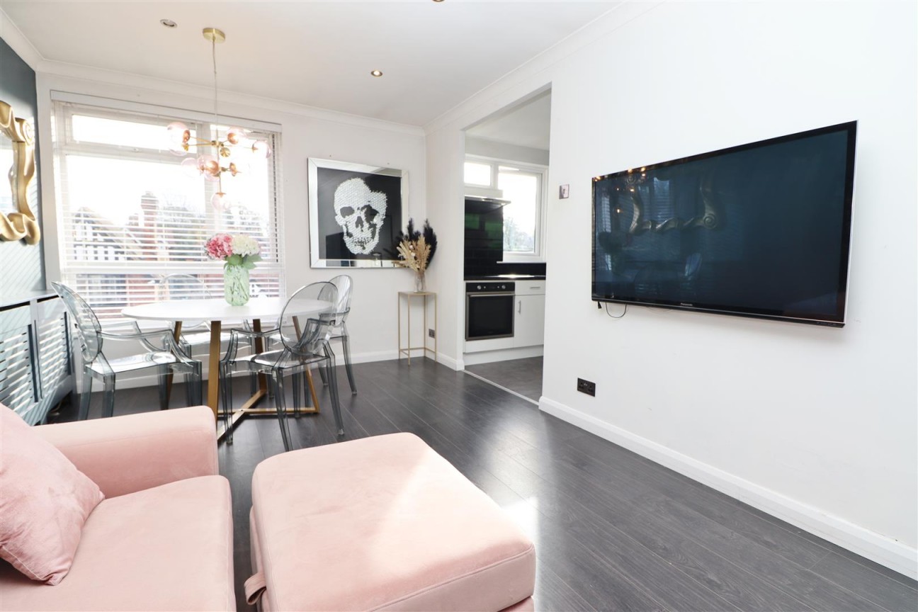 High Street, Elstree