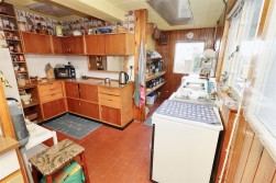 Red Road, Borehamwood