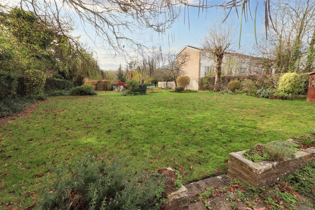 Red Road, Borehamwood